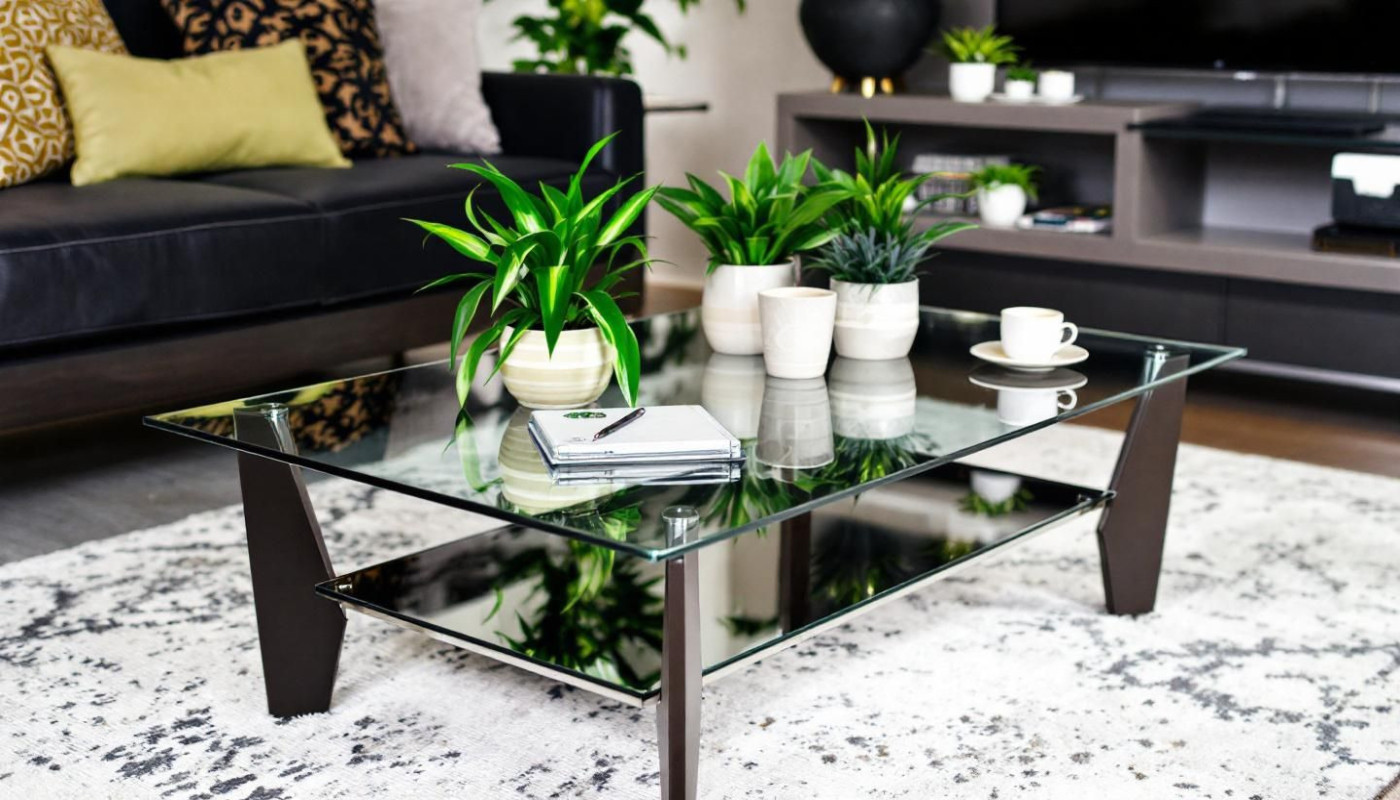 Comment les tables basses en verre transforment-elles votre espace de vie ?